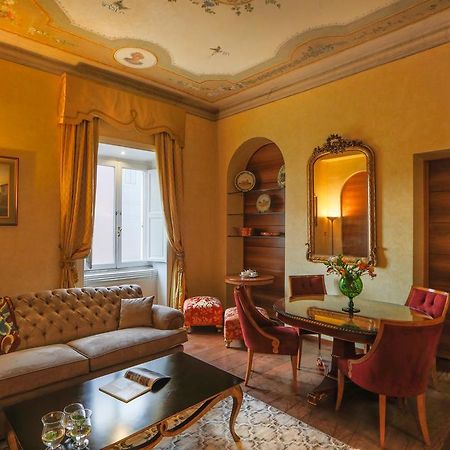 Prestigious Apartment Piazza Navona Рим Екстериор снимка